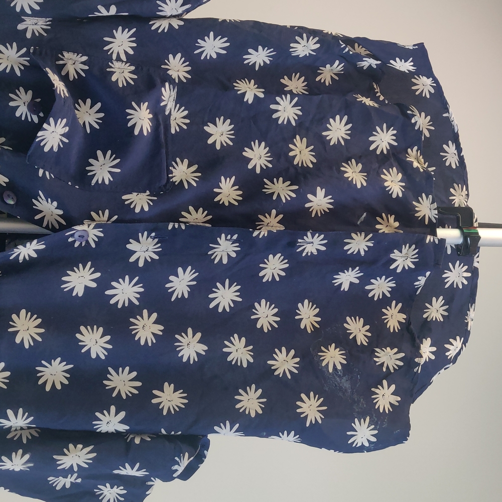 Navy blue button - Picture 5 of 6